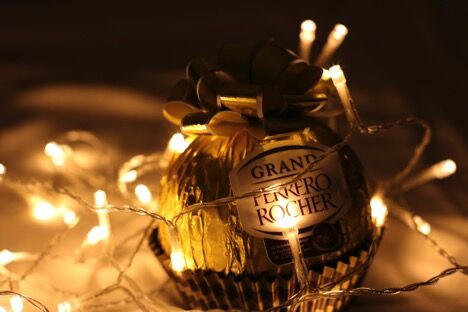 Gift hamper delivery in Singapore
